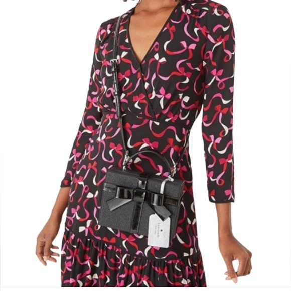 Kate Spade Wrapping Party Gift Box Crossbody - Picture 4 of 12